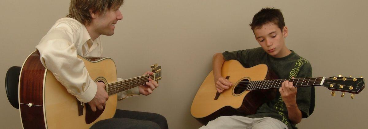 Student Retention |Guitar Student Taking Lessons With Noel Wentworth